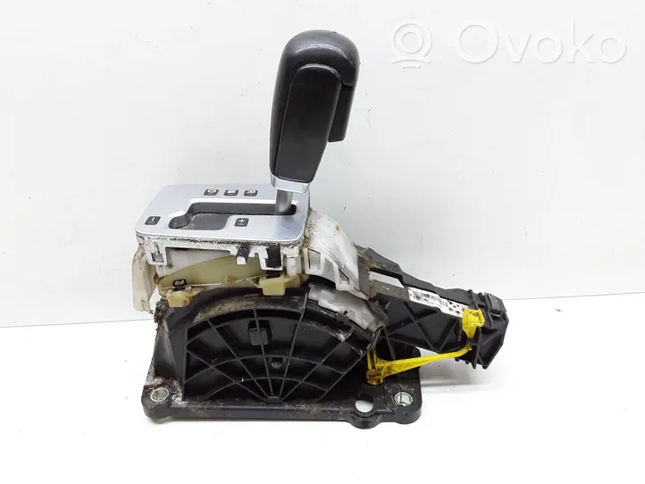 Volvo V70 Gear selector/shifter (interior) P30759121