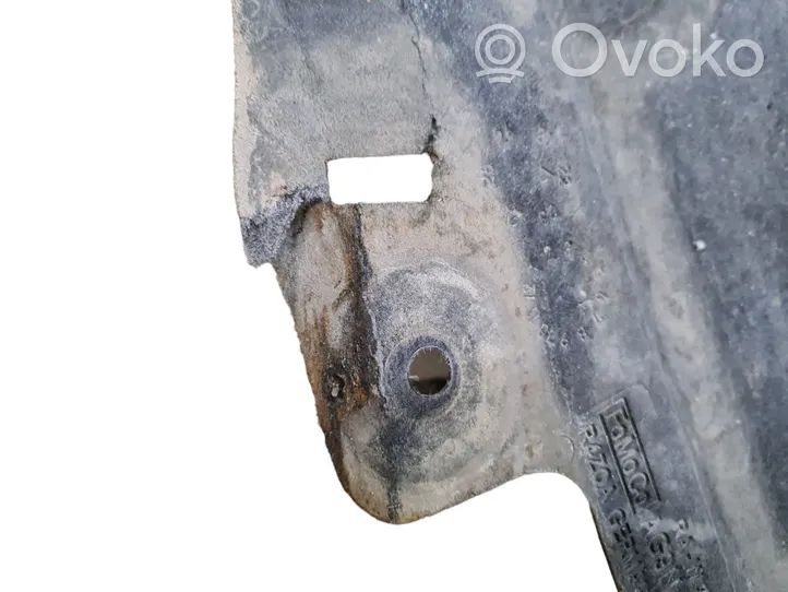 Volvo V70 Engine splash shield/under tray 