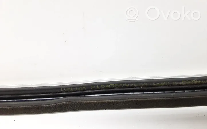 Volvo XC60 Rivestimento modanatura del vetro della portiera anteriore 31297679