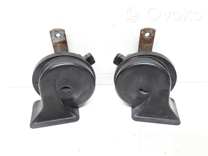 Volvo S70  V70  V70 XC Horn signal E200884