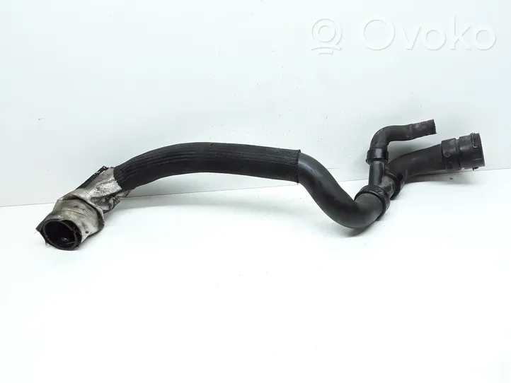 Volvo V70 Tubo flessibile del liquido di raffreddamento del motore 8G918286DC