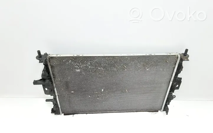 Volvo V40 Radiateur de refroidissement 31319064