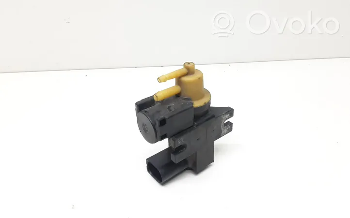 Volvo XC60 Solenoidinis vožtuvas 30774761