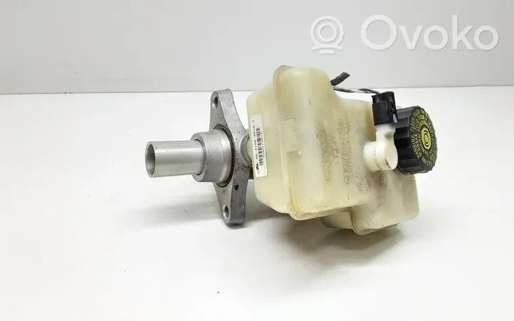 Mercedes-Benz ML W164 Główny cylinder hamulca 03350886811