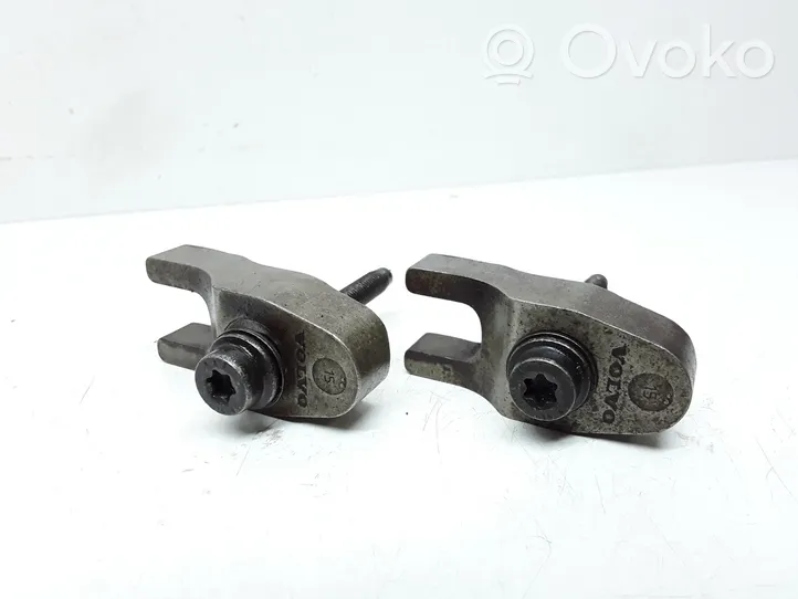 Volvo V60 Support de pince d'injecteur de carburant 