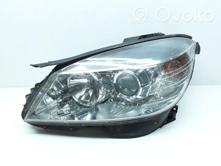 Mercedes-Benz C W204 Lampa przednia 030123460329