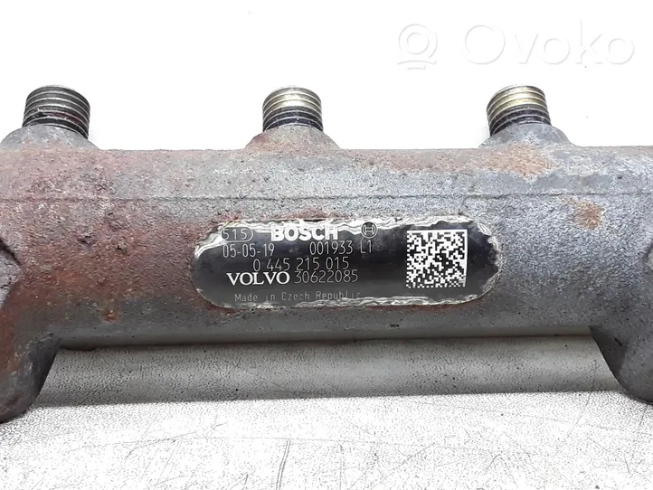 Volvo V70 Kraftstoffverteiler Einspritzleiste Verteilerrohr 0445215015