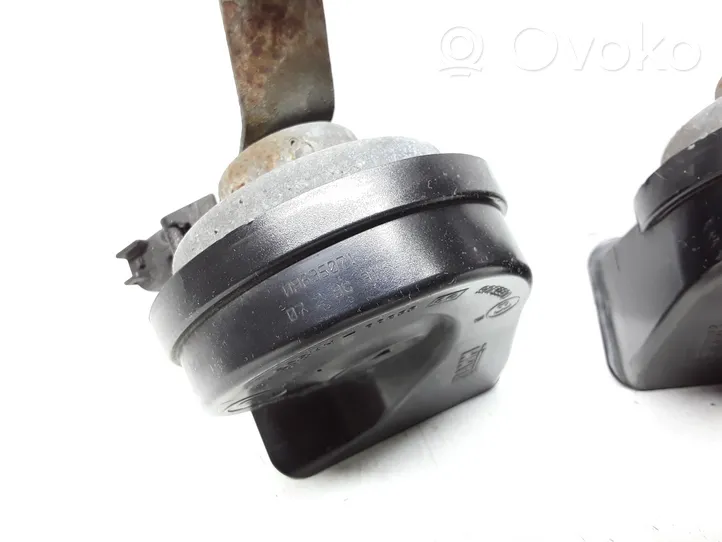 Volvo V70 Horn signal 08635072