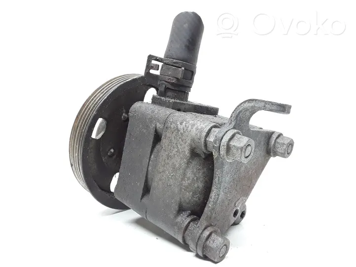 Volvo V70 Pompe de direction assistée 6G913A696NB