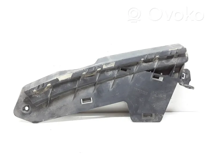 Volvo V70 Staffa di rinforzo montaggio del paraurti anteriore 30796387