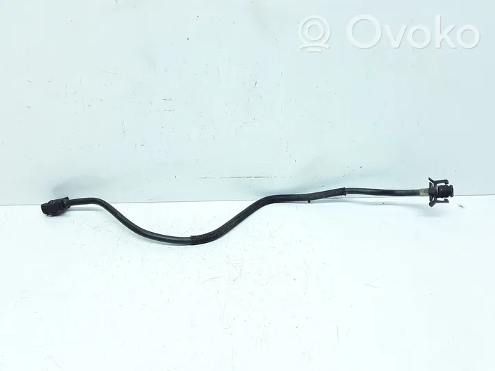 Volvo V70 Tubo flessibile del liquido di raffreddamento del motore 6G918C012XE