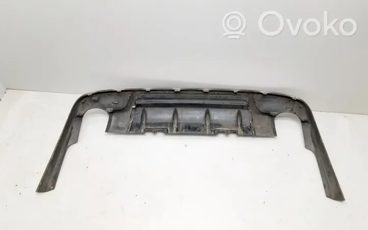 Volvo V60 Takapuskurin alaosan lista 31323148