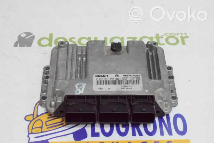 Renault Trafic I Sterownik / Moduł ECU 8200935115