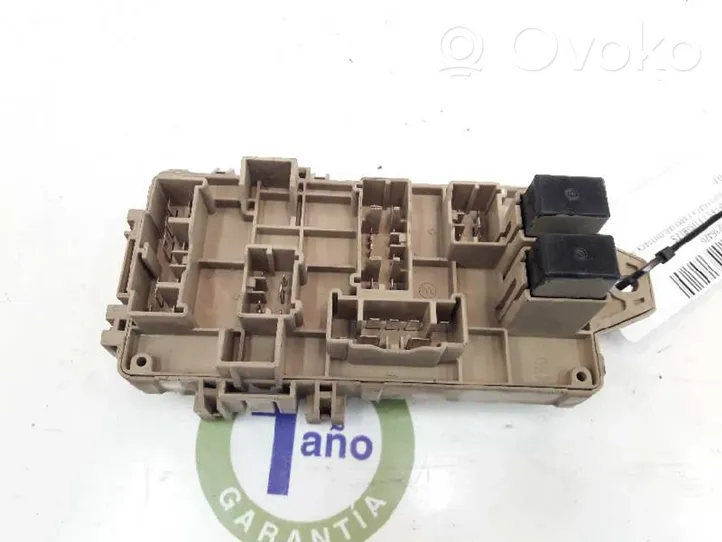 Subaru Outback (BT) Modulo fusibile 82201AE000