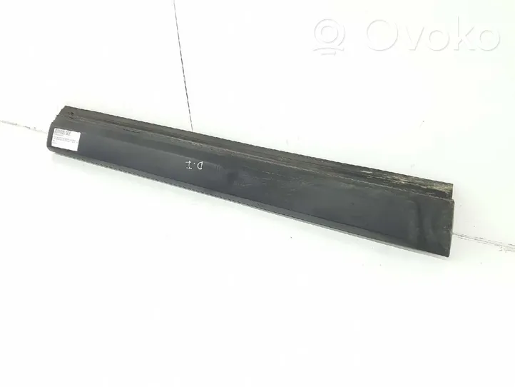 Land Rover Discovery 4 - LR4 Moulure de porte avant DGP000133