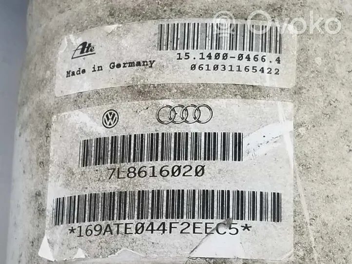 Audi Q7 4M Galinis amortizatorius su spyruokle 7L8616020