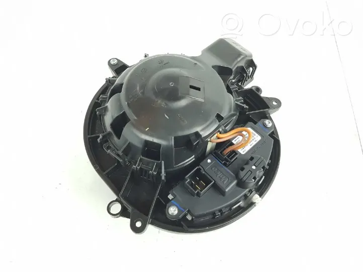 BMW 3 F30 F35 F31 Salono oro mazgo plastikinis korpusas 64119350395