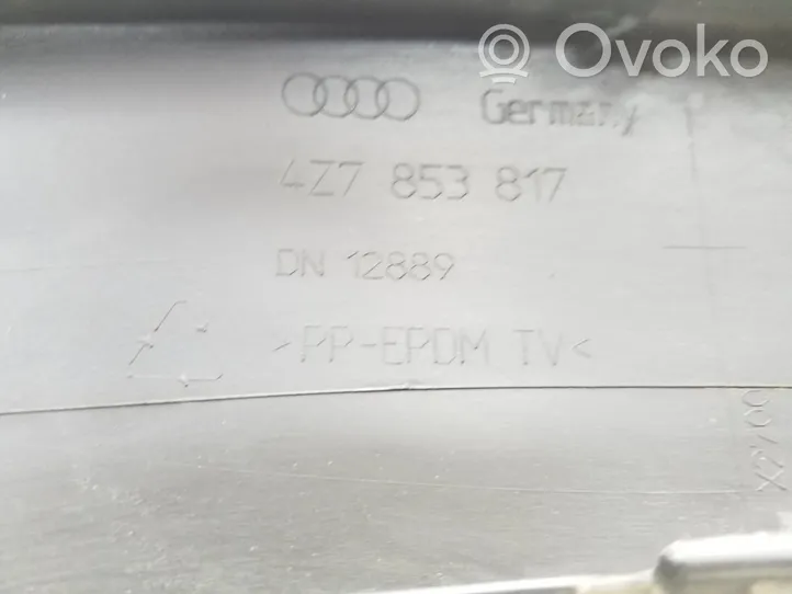 Audi A6 S6 C5 4B Galinės arkos apdaila 4Z7853817