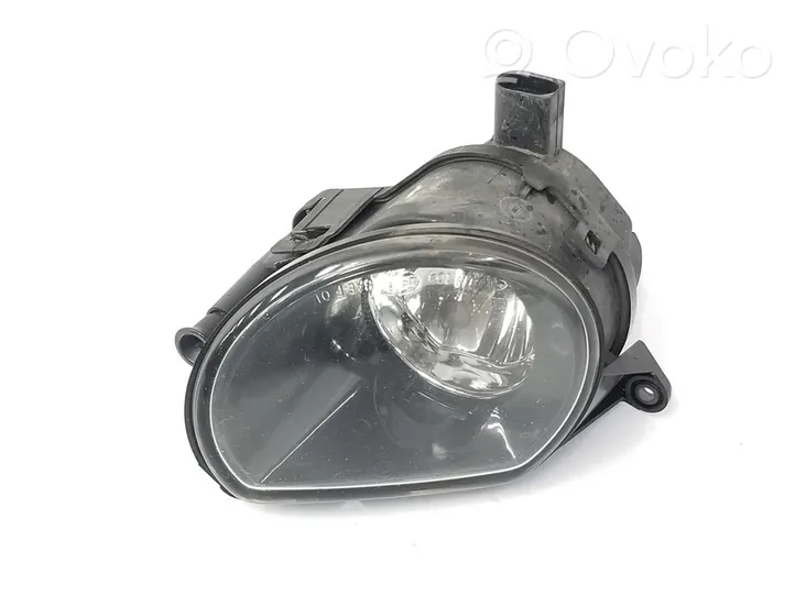 Audi Q7 4M Fendinebbia anteriore 8P0941700A