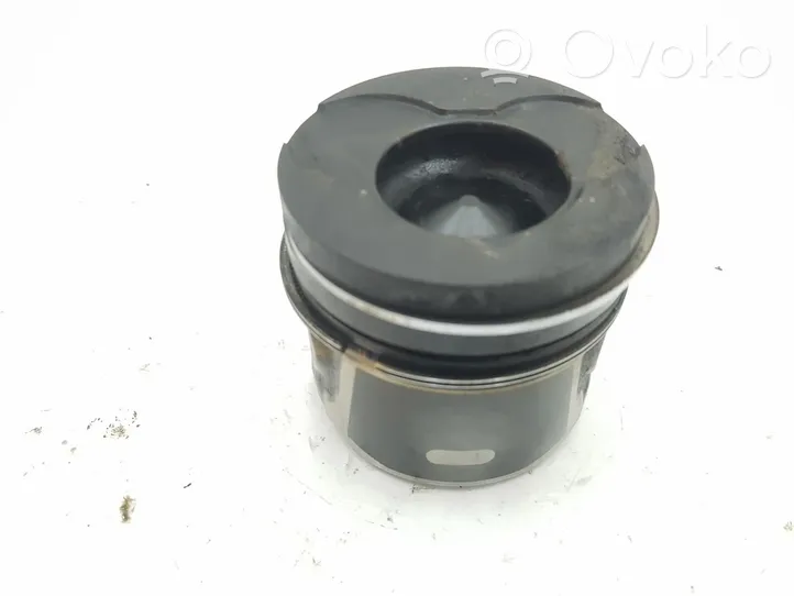 Peugeot Bipper Piston avec bielle 0628N7