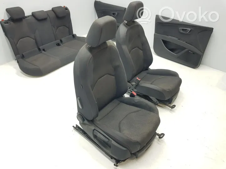 Seat Leon IV Fotele / Kanapa / Komplet 