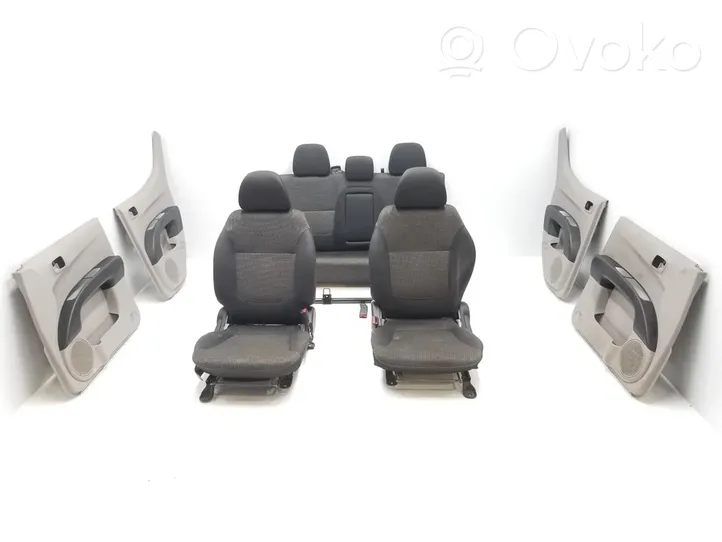 Mitsubishi L200 Set sedili 