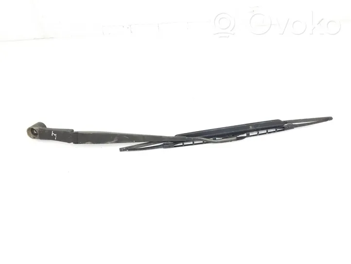 Mitsubishi L200 Braccio della spazzola tergicristallo anteriore 8250A100