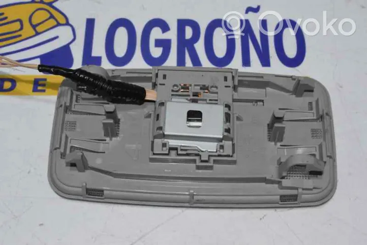 Toyota RAV 4 (XA40) Rivestimento della console di illuminazione installata sul rivestimento del tetto 8126052120