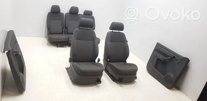 Volkswagen Caddy Fotele / Kanapa / Komplet 
