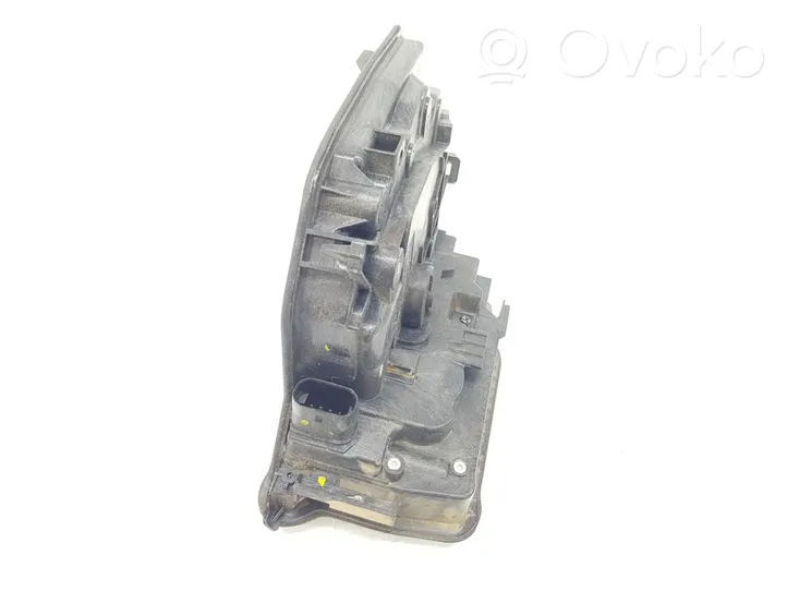 BMW 2 F46 Etuoven lukko 51217281934