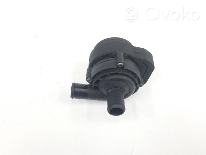 Mercedes-Benz ML AMG W166 Pompe de circulation d'eau A6398350064