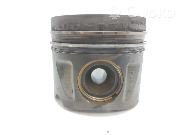 Mercedes-Benz ML AMG W166 Piston with connecting rod A6420307617