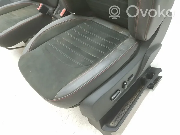 Ford Kuga II Seat set 