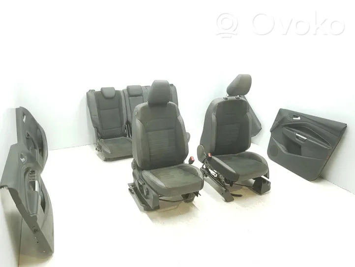 Ford Kuga II Seat set 