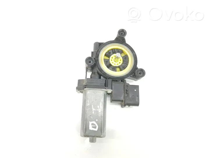 BMW 2 F46 Moteur de lève-vitre de porte avant 67627410753