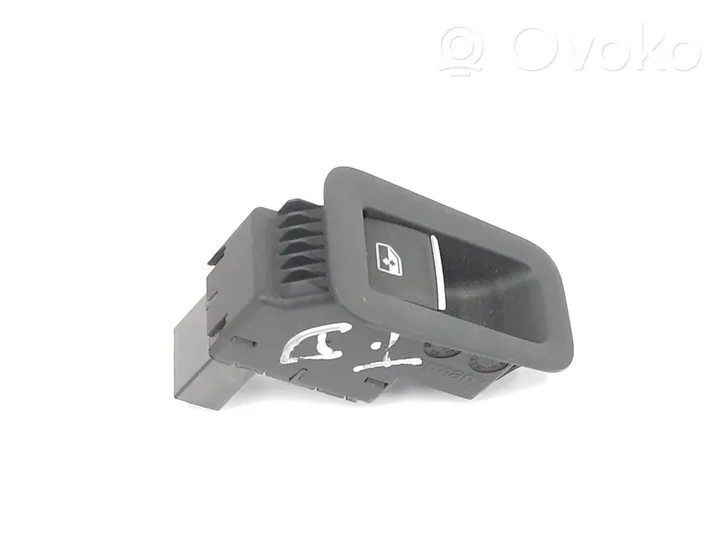 Volkswagen Golf VIII Interruttore di controllo dell’alzacristalli elettrico 5G0959855L