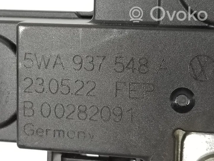 Volkswagen Golf VIII Câble de batterie positif 5WA937548A