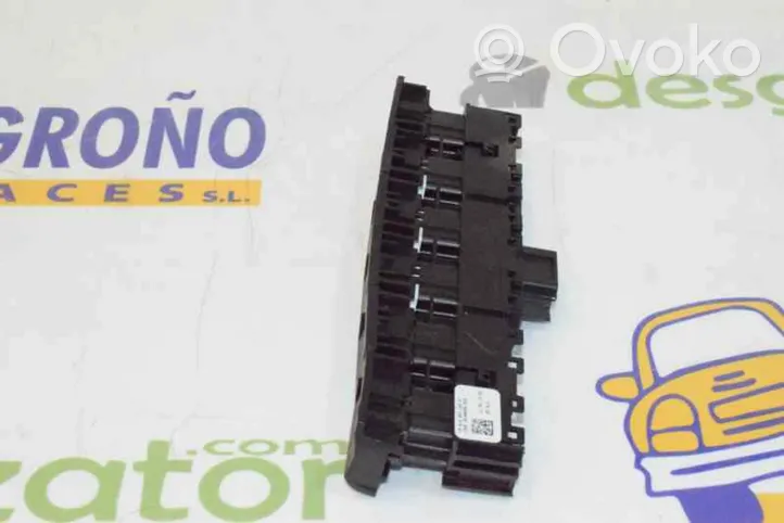 Seat Toledo IV (NH) Autres commutateurs / boutons / leviers 6JA927132AT