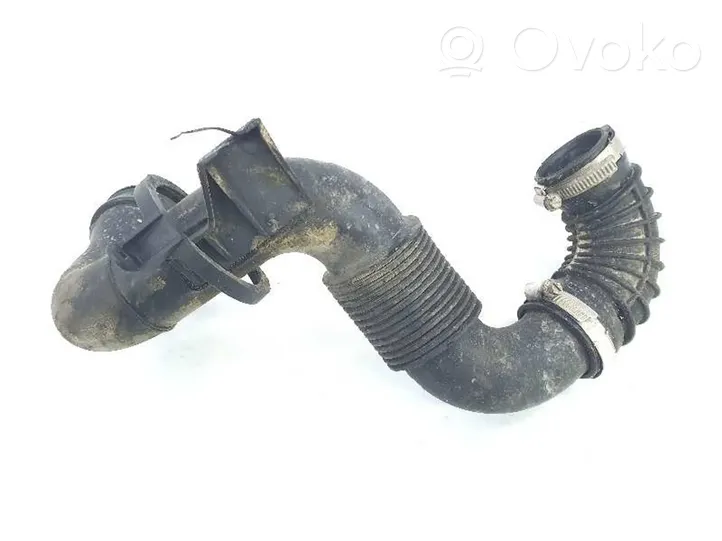 Audi A8 S8 D5 Tubo flessibile intercooler 4E0145738E