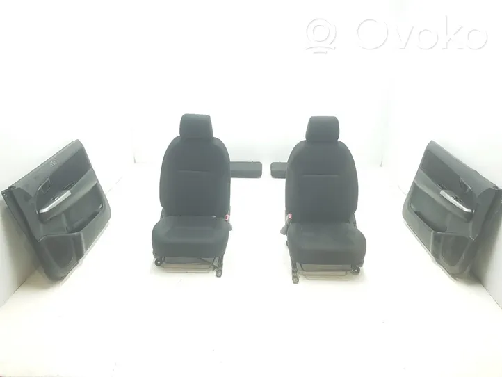 Toyota Hilux (AN10, AN20, AN30) Set sedili 
