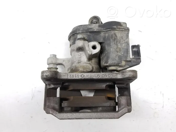 Audi A6 S6 C4 4A Galinis suportas 8W0615404M