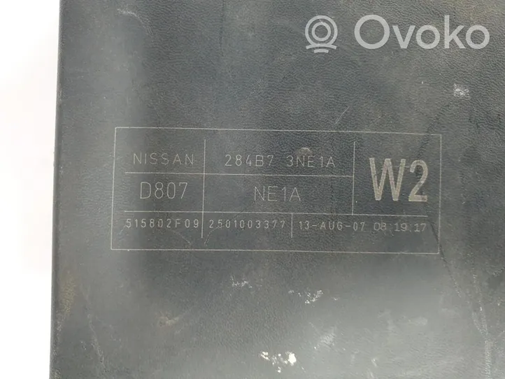 Nissan NV200 Ramka / Moduł bezpieczników 284B73NE1A