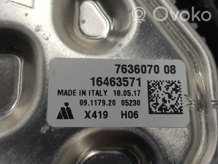 BMW X1 F48 F49 Elektrinis radiatorių ventiliatorius 17427617609