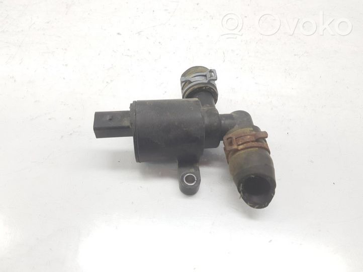 Audi A6 Allroad C7 Pompe de circulation d'eau 4H0121671D