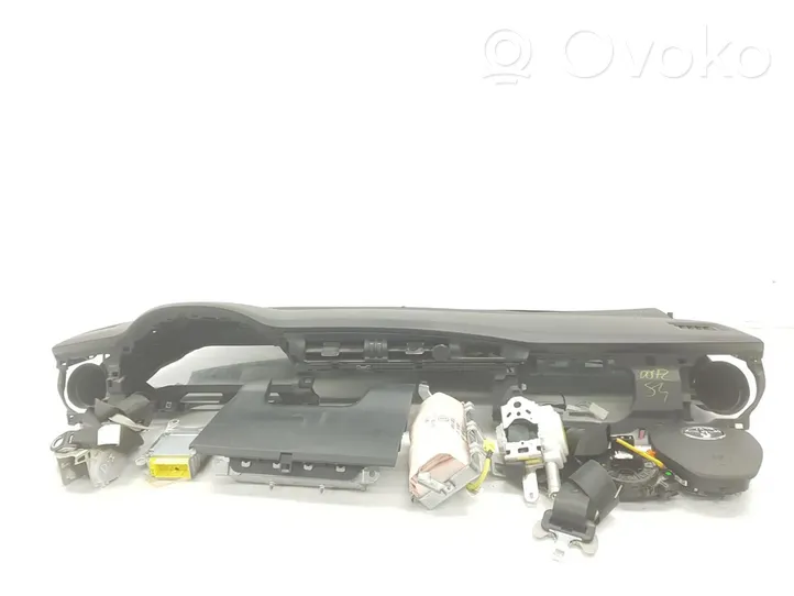 Toyota Auris E180 Kit airbag avec panneau 5540102900C0