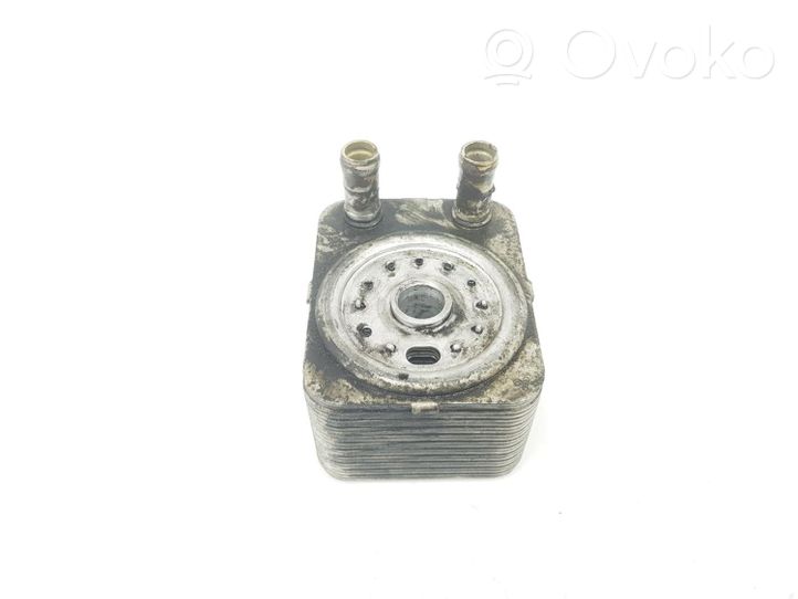 Volkswagen Touran I Radiatore dell’olio del motore 028117021L