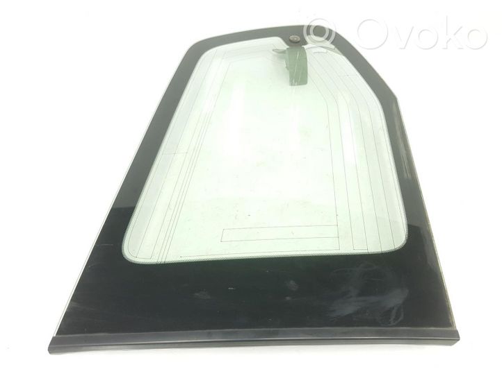 Toyota Land Cruiser (J120) Rear vent window glass 6272060791