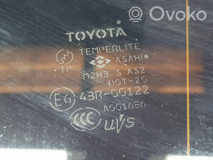 Toyota Land Cruiser (J120) Szyba karoseryjna drzwi tylnych 6271060891