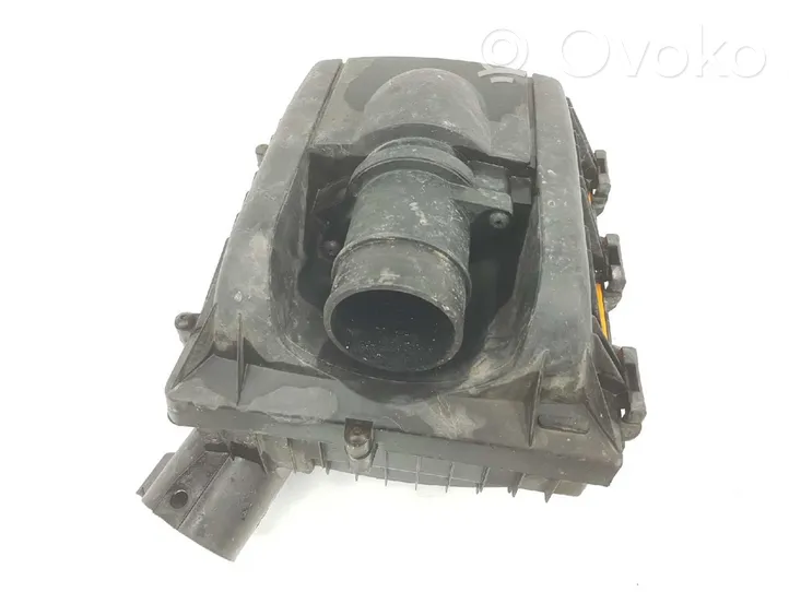 Renault Master II Scatola del filtro dell’aria 8200505567