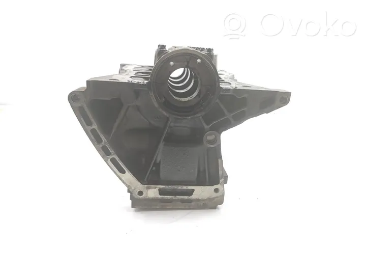 Renault Captur Blok silnika 110109953R